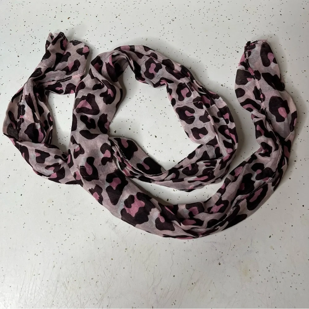 5/$15 Fashion Scarf Womens Pink Black Leopard Print Polyester Casual Lightweight